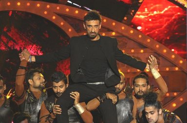 Rahul Dev in Bigg Boss 10 Colors TV photo for InUth dot com