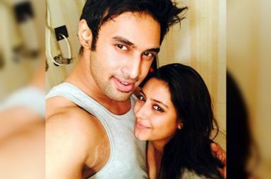 Pratyusha Banerjee and Rahul Raj Singh (Courtesy: Twitter/@WebduniaTelugu)