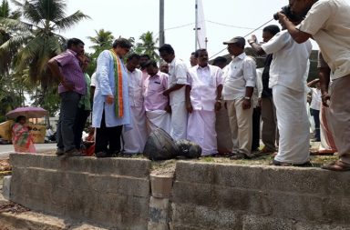 Shashi Tharoor