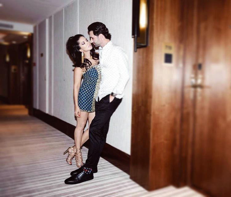 Hot candid pic of Sunny Leone with husband Daniel Weber