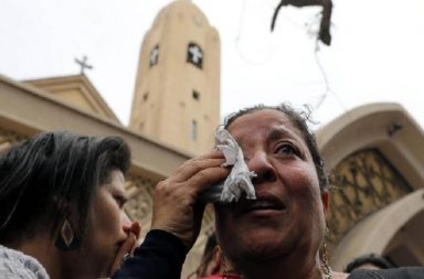 26 dead after gunmen attack bus of Christians in Egypt