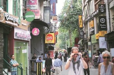 Bars at HKV being shut at 11 pm
