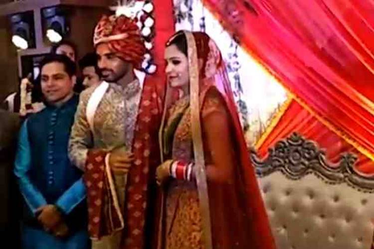 Bhuvneshwar Kumar Gets Married To Girlfriend Nupur Nagar Watch bhuvneshwar kumar gets married to